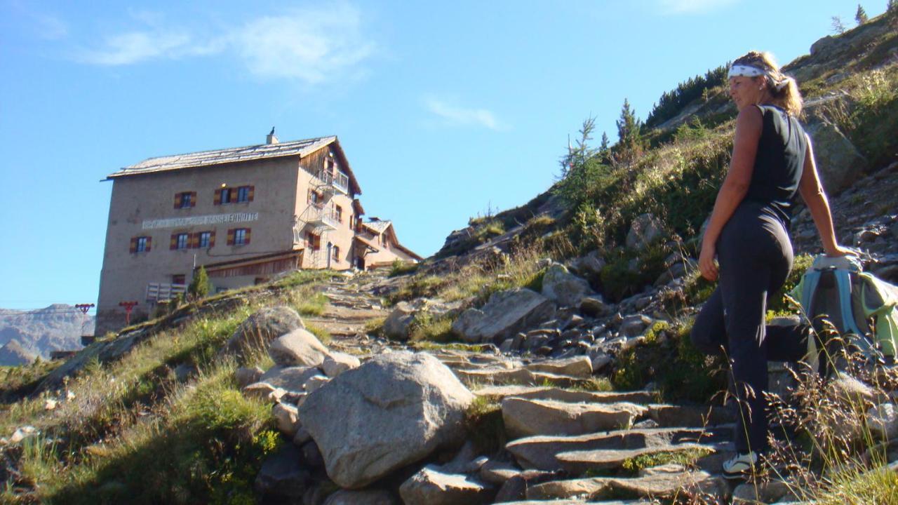 Naturresidenz Mair Zu Hof กัมโปตูเรส ภายนอก รูปภาพ